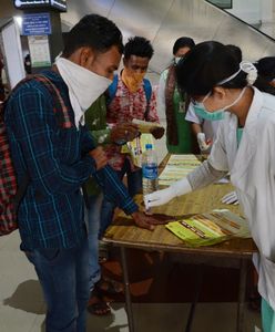 Koronawirus w Indiach. 1,3 mld ludzi zamkniętych w domach