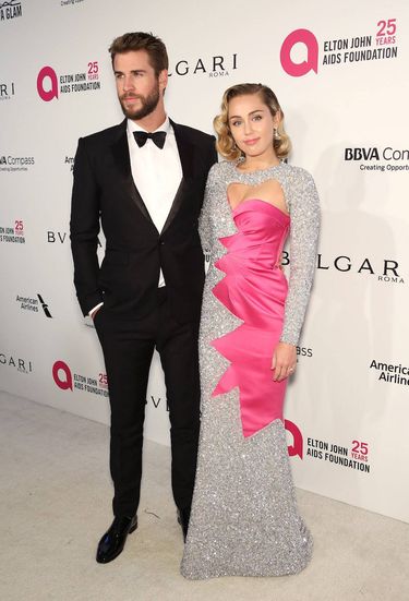 Liam Hemsworth i Miley Cyrus – Elton John AIDS Foundation Academy Awards Party 2018