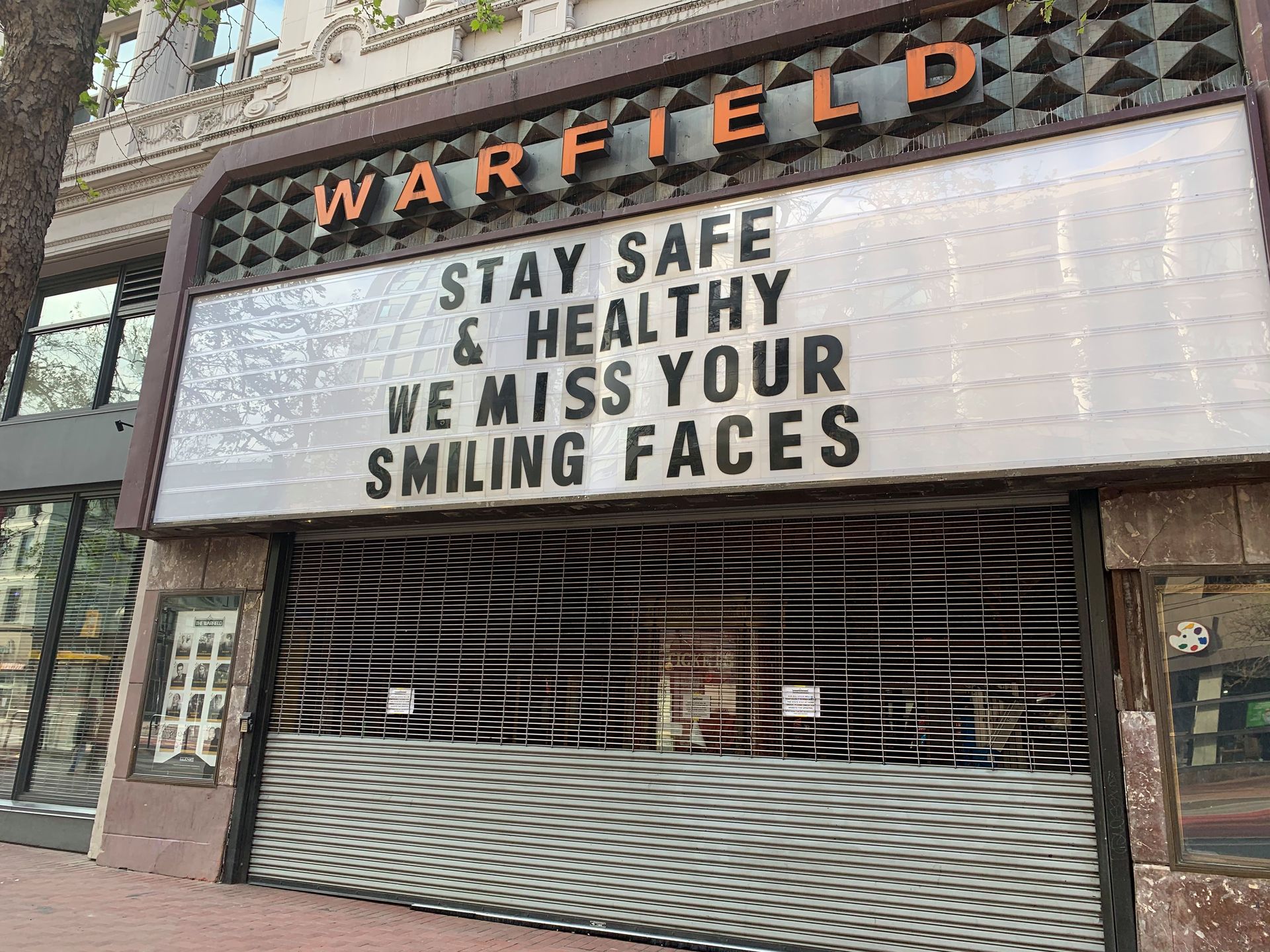 Kina, kawiarnie - te miejsca w San Francisco stoją puste. 