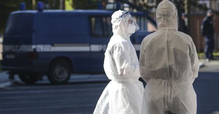 Koronawirus w Polsce. Ministerstwo Zdrowia: są kolejne przypadki zakażenia i ofiary