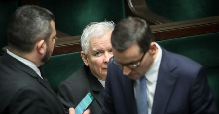 Koronawirus. Wiceszefowa PE Katarina Barley: "KE powinna postawić Polskę i Węgry przed sądem"