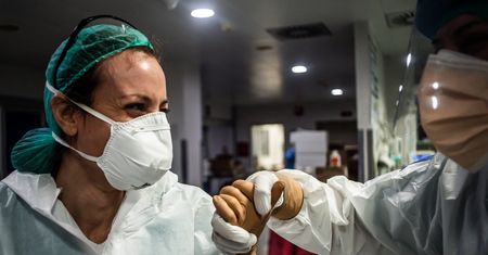Koronawirus we Włoszech. Nowe dane ws. epidemii. Sygnały o tendencji spadkowej