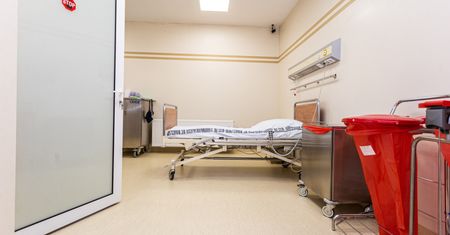 Koronawirus w Polsce. Lekarka objęta kwarantanną przyjmowała pacjentów w Knurowie