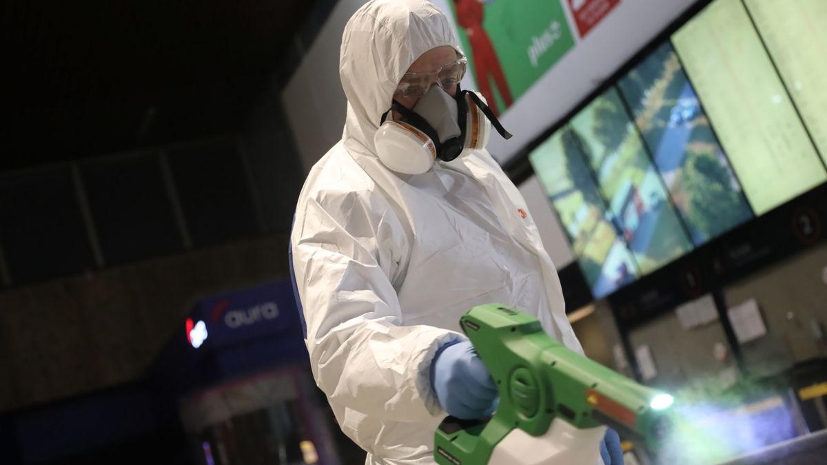 Kursy walut. Co ze złotym?