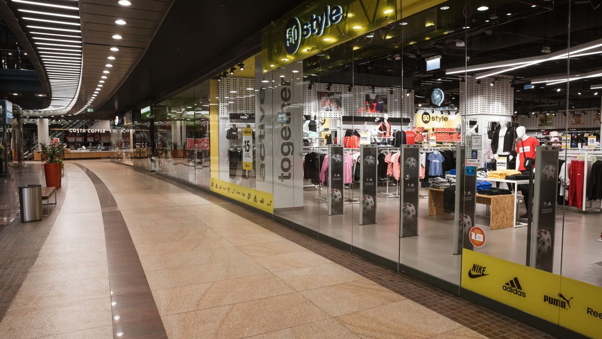 Eksperci KRD niepokoją się wzrostem zadłużenia branży handlowej.