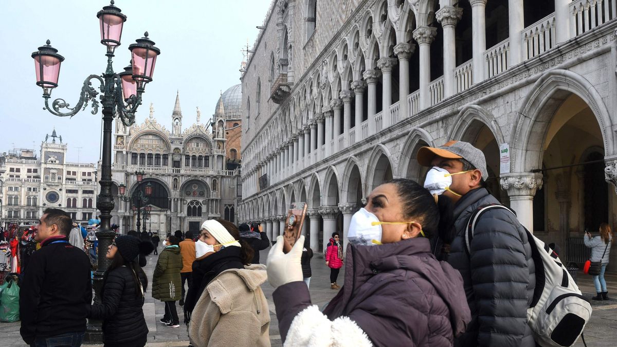 Pasażerowie z Włoch i Chin będą szczegółowo kontrolowani.