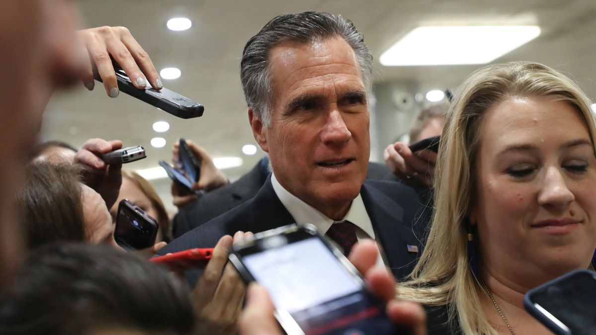 Republikański senator Mitt Romney proponuje tysiąc dolarów dla każdego Amerykanina jako przeciwdziałanie skutkom koronawirusa.