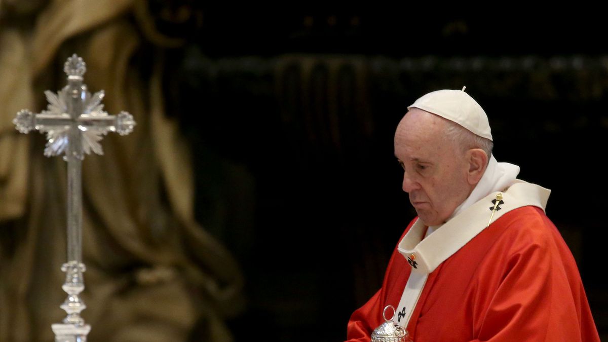 Koronawirus. Papież Franciszek powołał nadzwyczajny fundusz na rzecz poszkodowanych przez pandemię.