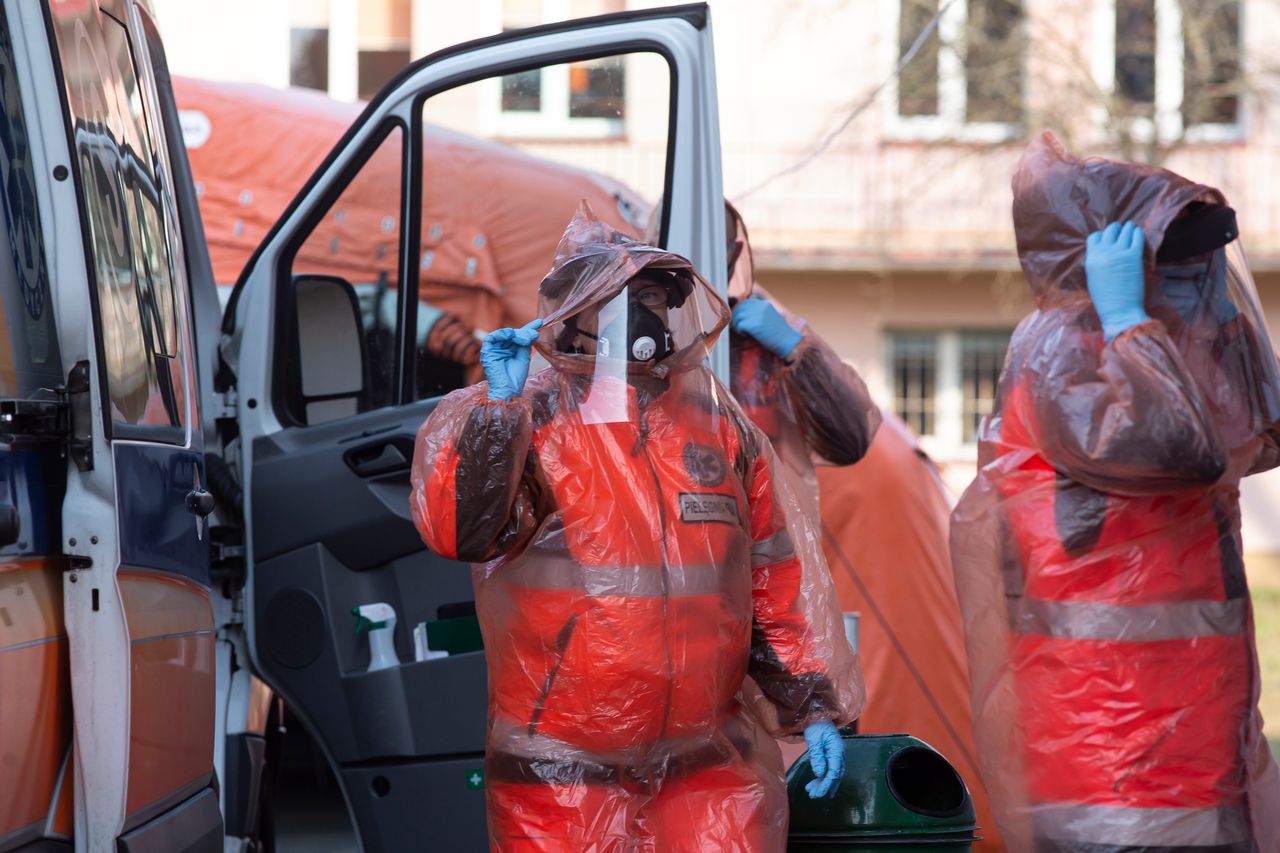 Koronawirus w Polsce. Nowy komunikat Ministerstwa Zdrowia: kolejne przypadki zakażenia i ofiary