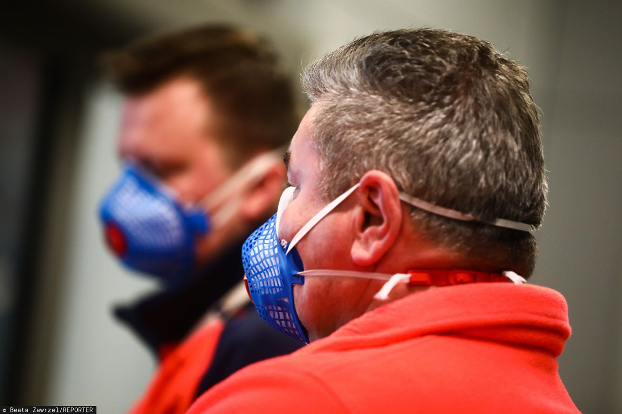 Poszukiwania około 300 osób. Mogły zarazić się koronawirusem na imprezie w Niemczech