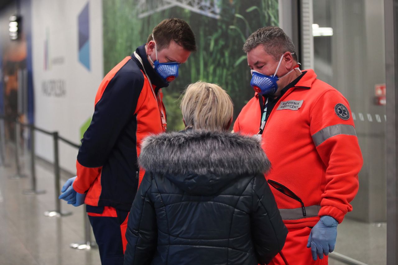 Koronawirus. Polacy nie wierzą, że rząd poradzi sobie z wirusem