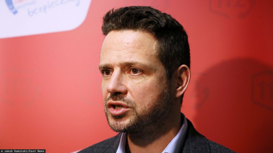 Karonawirus w Warszawie. Trzaskowski apeluje o zmianę terminów egzaminów ósmoklasisty i matury.