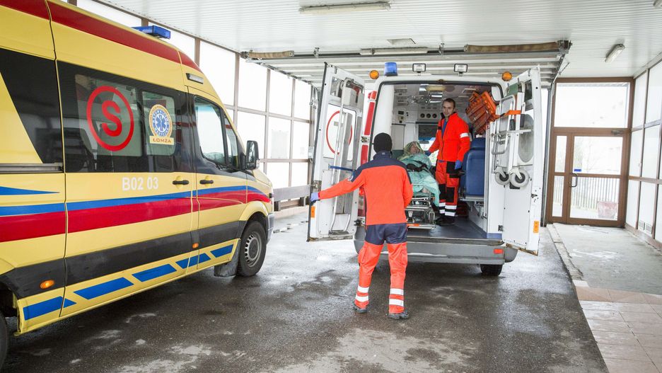 Koronawirus w Polsce. Pogotowie Ratunkowe w Legnicy prosi o pomoc