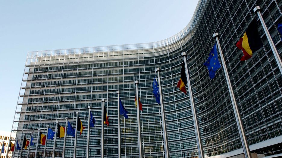 Koronawirus w Europie. Epidemia zaczyna dotykać instytucje Unii Europejskiej