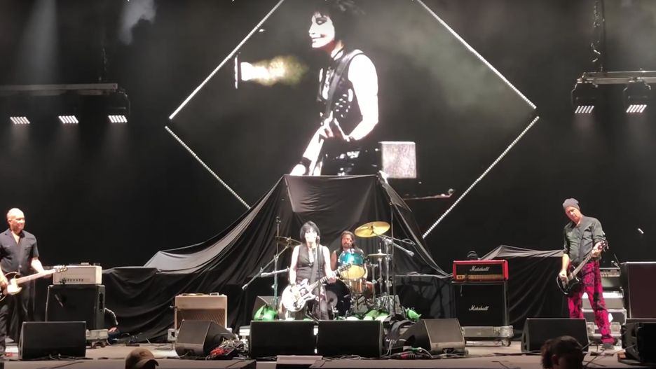 Nirvana - żyjący członkowie grupy wystapi pod koniec koncertu Foo Figthers w Kalifroni