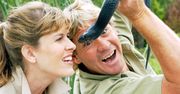 Steve Irwin na nieznanej fotce. Trzyma nowo narodzonego syna
