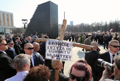 Pomnik smoleński nie jest jeszcze skończony. Będzie czerwony dywan, żywopłot i krzyż