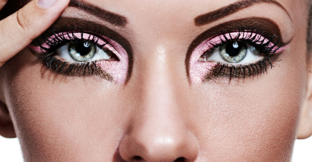 Historia smoky eyes: pomysł Polaka, który podbił serca kobiet