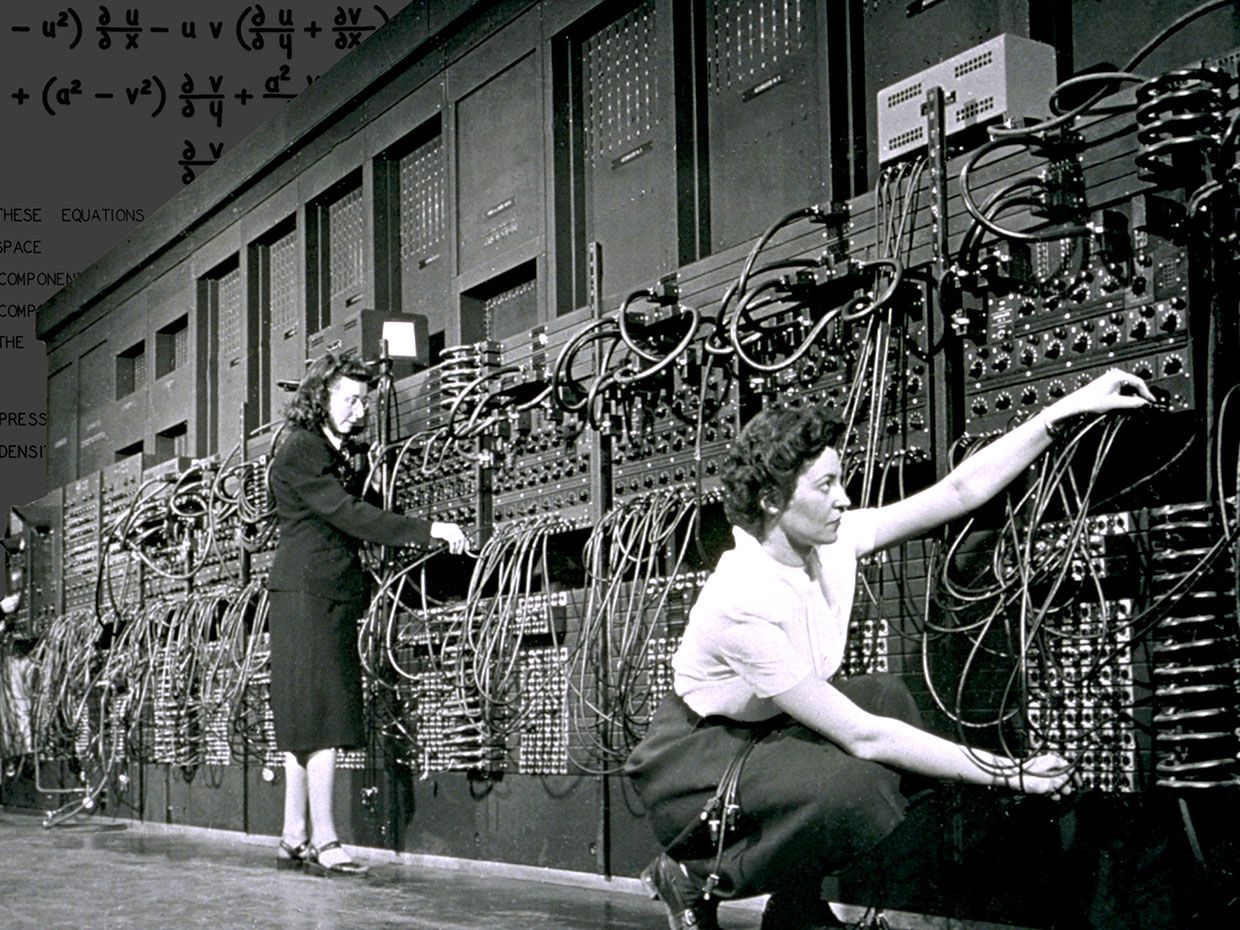 Programistki ENIAC-a, jednego z pierwszych komputerów, musiały obsługiwać go bez żadnej dokumentacji 