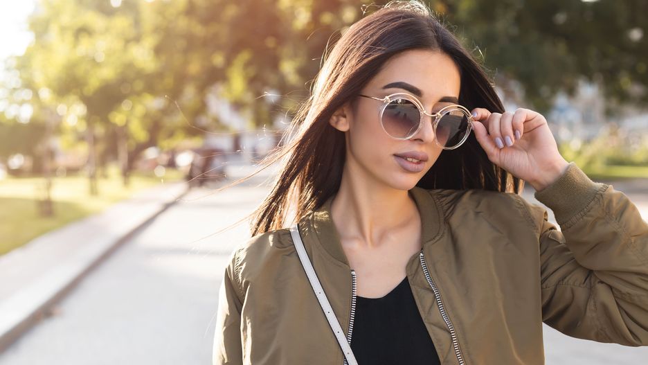 Lekka i modna kurteczka to letni must have