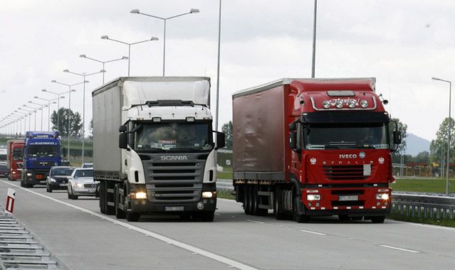 Będzie zakaz wyprzedzania się ciężarówek na autostradach i ekspresówkach?