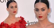 "Hiszpańska" stylizacja Katy Perry na gali amfAR. Jej suknia zachwycała detalami