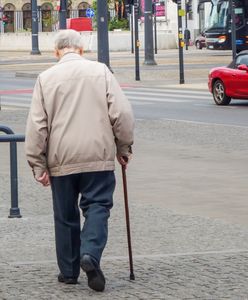 Oszukali emeryta. Myślał, że kupuje książkę telefoniczną