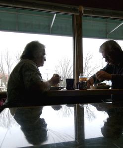 Szajka emerytów przez 6 lat oszukiwała ZUS. Grozi im 8 lat więzienia