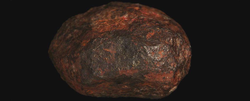 Edscottite - kosmiczny minerał odkryty na Ziemi