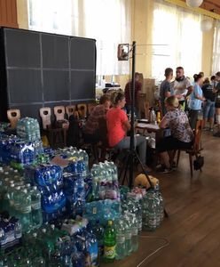 Prośby o pomoc dla poszkodowanych. Shell daje zniżkę na paliwo, Kropla Beskidu "nie jest w stanie sprostać"