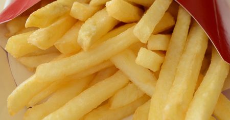 Chrupiące frytki jak z McDonald's? To możliwe. Wystarczy dodać jeden sekretny składnik