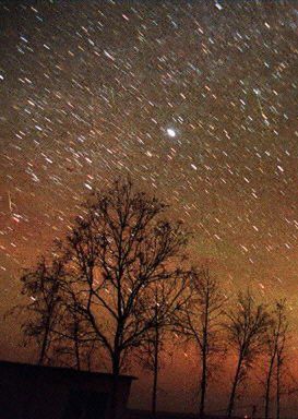 W nocy z środy na czwartek najwięcej spadających meteorów