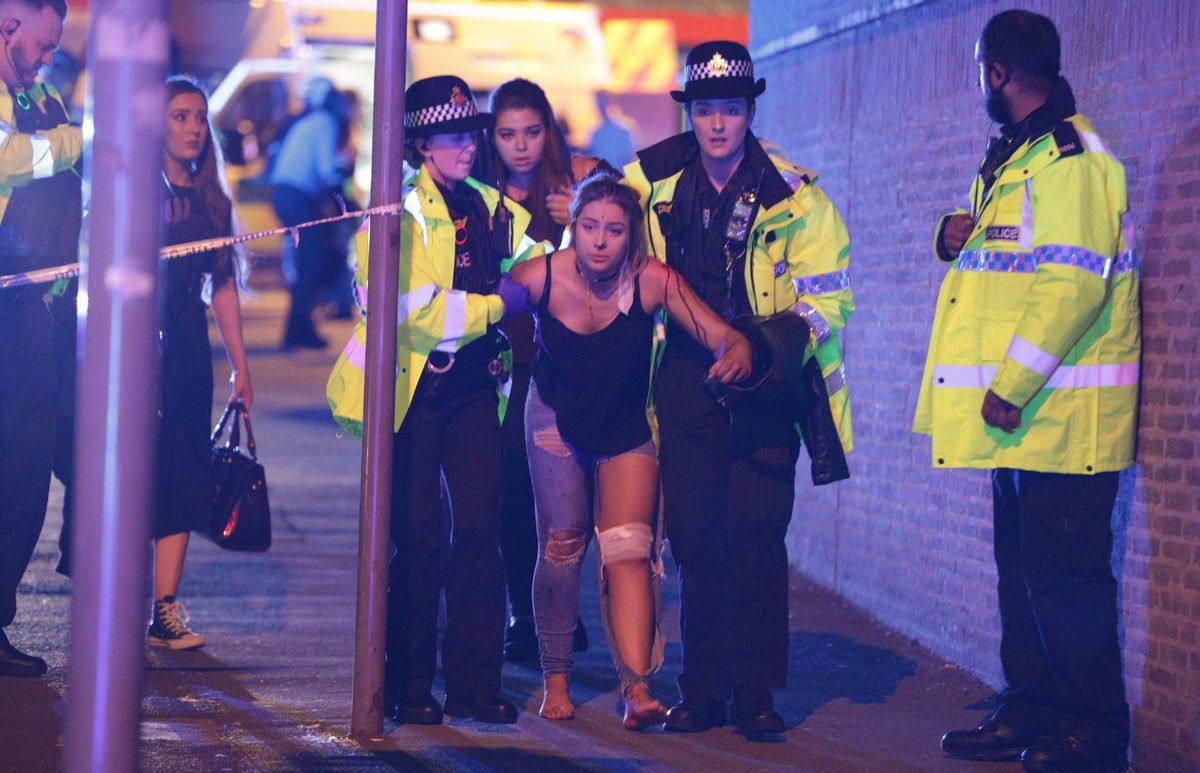 Terroryści w Manchesterze uderzyli tam, gdzie boli. Odpowiedź musi być stanowcza