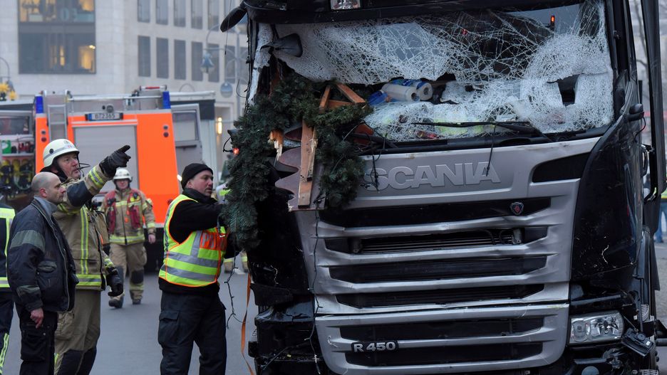 W ubiegłym roku terrorysta polską ciężarówką staranował kiermasz świąteczny w Berlinie