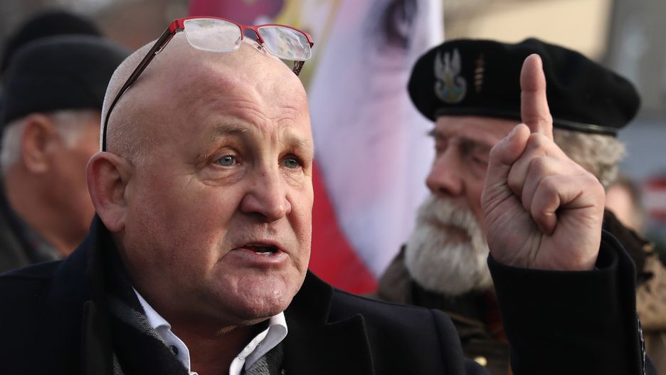 Piotr Rybak na demonstracji w Oświęcimiu
