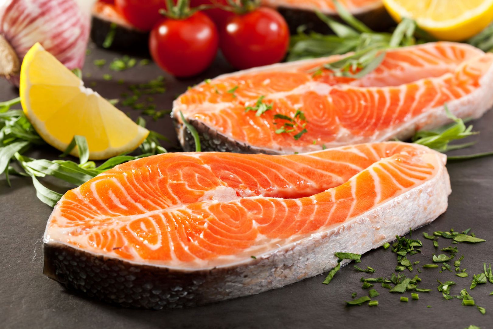 Łosoś jest źródłem kwasów omega-3