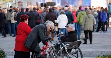 Polacy żyją krócej niż mieszkańcy zachodniej Europy. Tylko dlatego nasz system emerytalny jeszcze się nie zawalił
