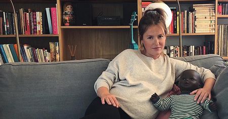 Olga Frycz pokazała zdjęcie z lalką. Podaruje ją swojej córeczce