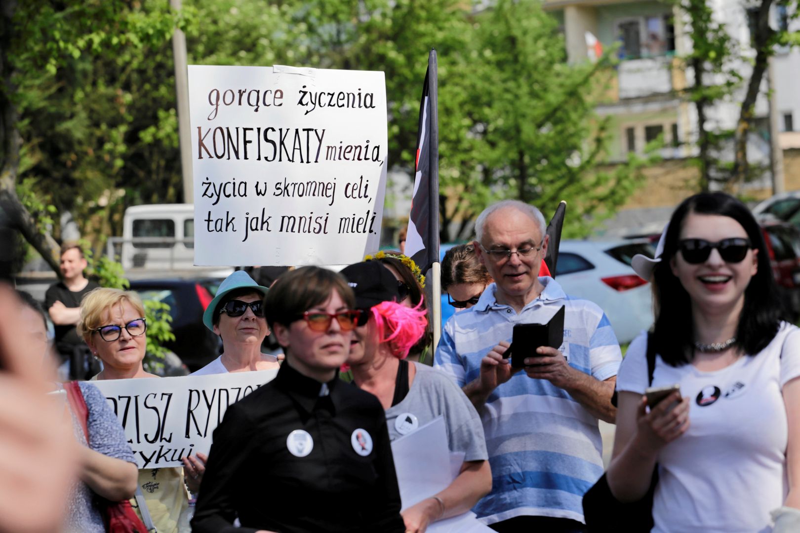 Prokuratura przychyliła się do wniosku do posłanki PiS Anny Sobeckiej i sprawdzi czy feministki obrażały o. Tadeusza Rydzyka