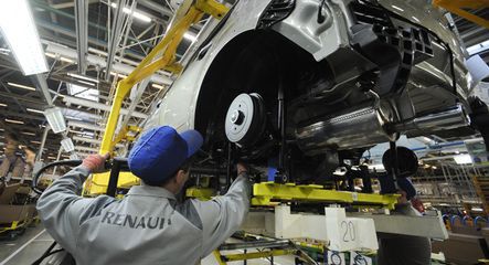 W Europie wstrzymują produkcję aut