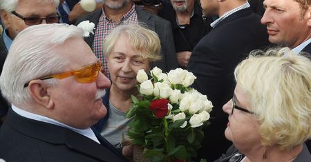 TVP o "wyblakłych legendach Solidarności". Dostało się Wałęsie, dostało się Krzywonos