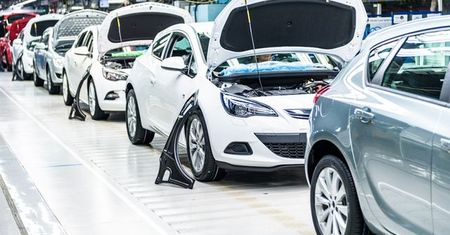 Opel redukuje zatrudnienie w gliwickiej fabryce. Pracę straci do 190 osób