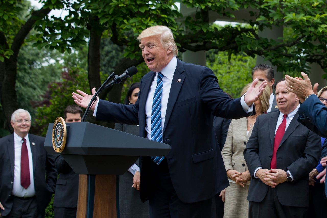 Trump pogratulował Macronowi zwycięstwa