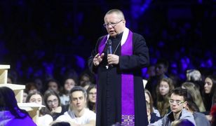 Koronawirus w Polsce. Abp Grzegorz Ryś i archidiecezja łódzka przekazali pieniądze na dwa respiratory