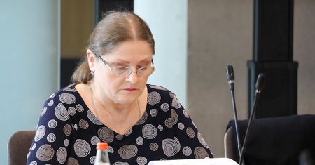 Warszawa: wypadek żony sędziego KRS. Krystyna Pawłowicz pisze o zamachu