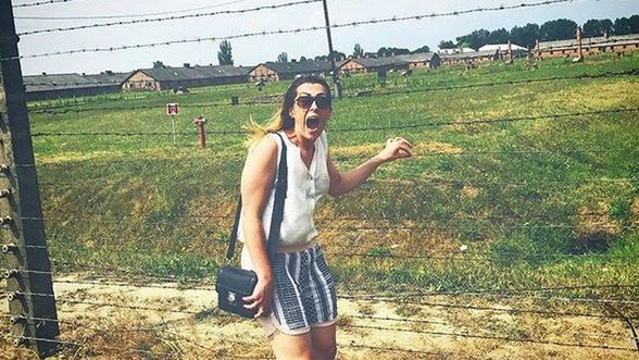 "Turyści powinni cofnąć się myślami do tych lat, kiedy w obozach dokonywano masowych morderstw"