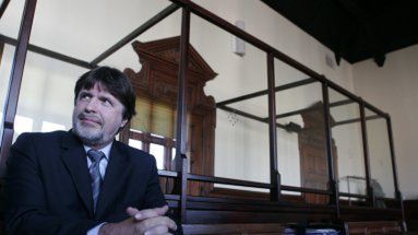 Andrzej Sośnierz słucha wyroku