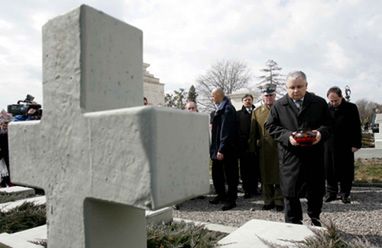 Prezydent Lech Kaczyński uczcił pamięć Orląt Lwowskich