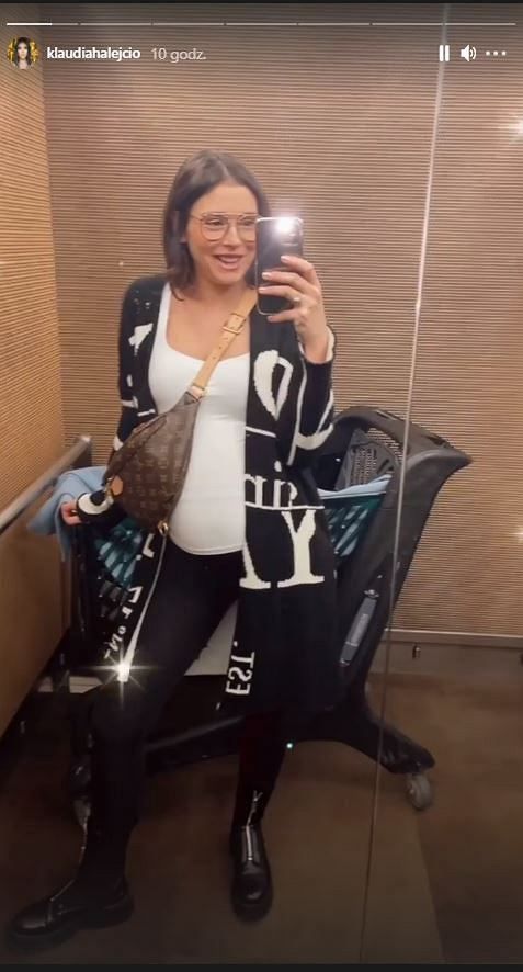 Klaudia Halejcio - brzuszek