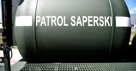 Wielka ewakuacja w Policach. Pacjenci opuszczają szpital